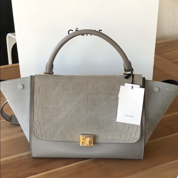 Celine small grey croc embossed trapeze bag - Picture 2 of 8